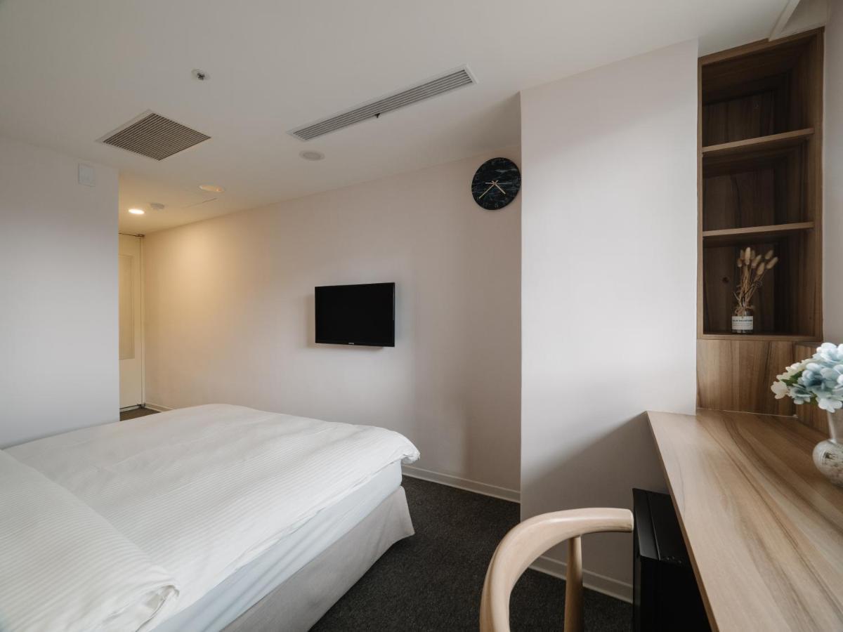 Hotel Attic Тайбей Екстер'єр фото