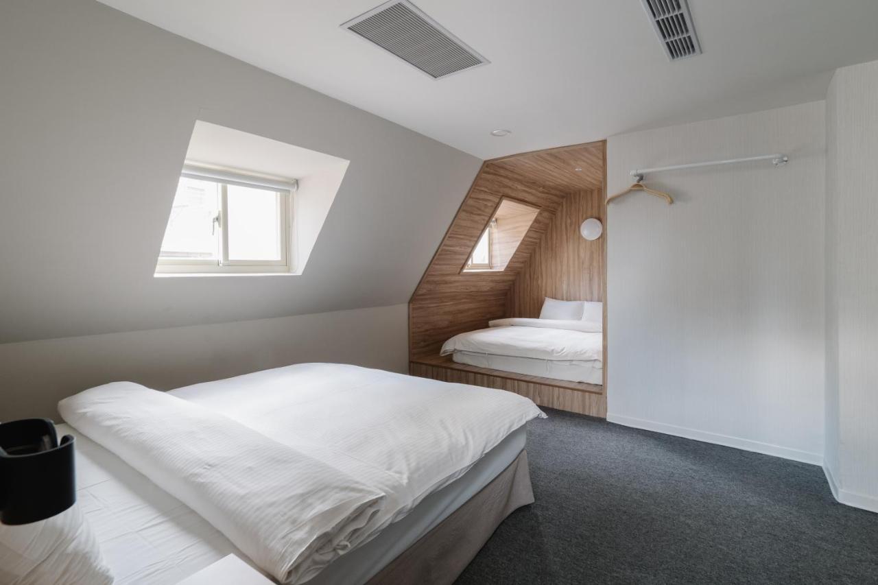 Hotel Attic Тайбей Екстер'єр фото