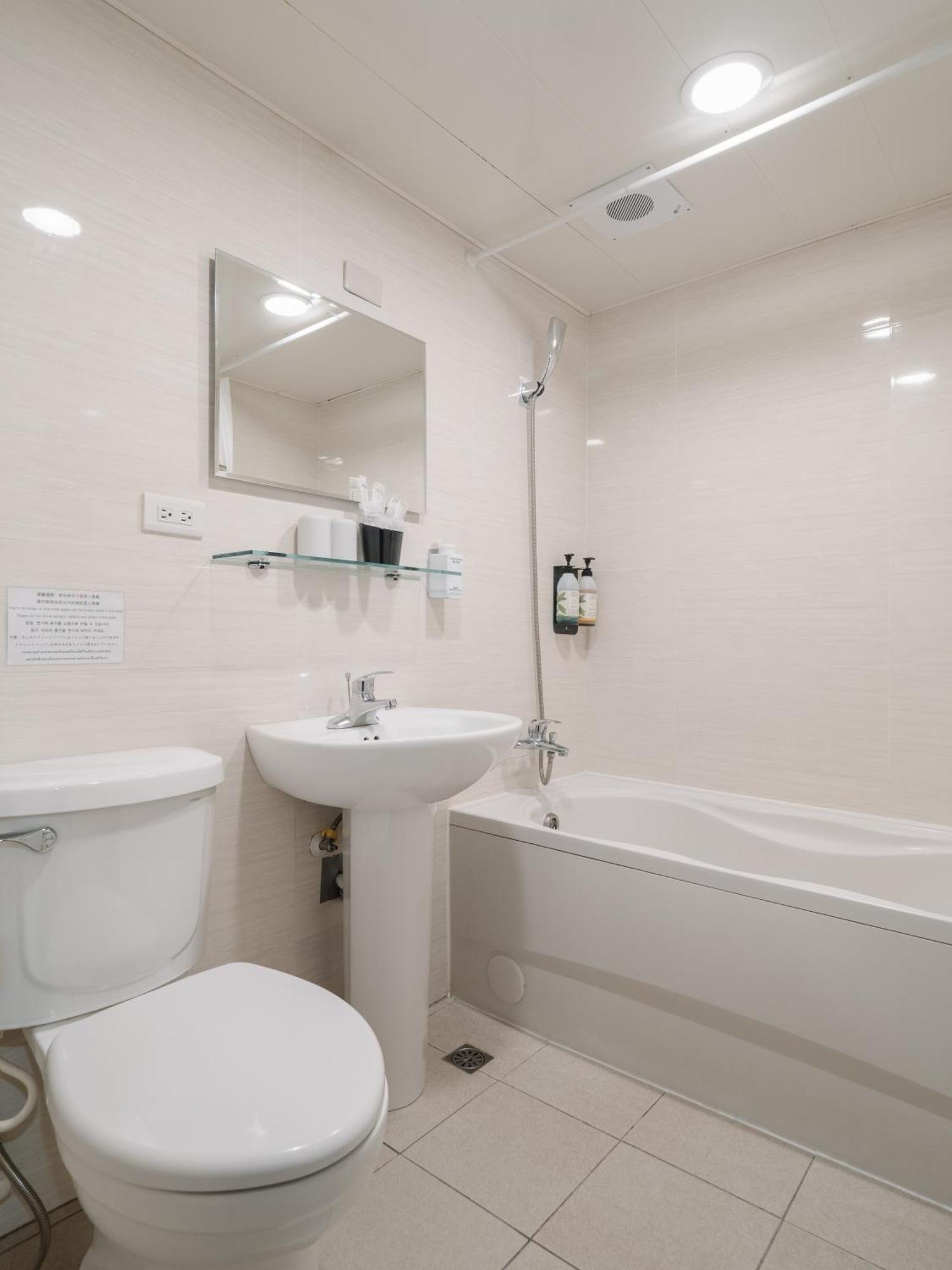 Hotel Attic Тайбей Екстер'єр фото